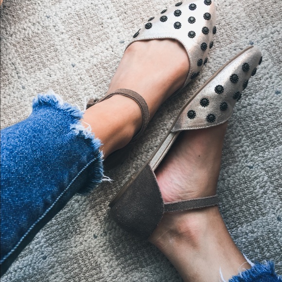 Joyfolie liliyah in bronze buckle flats - Picture 2 of 13